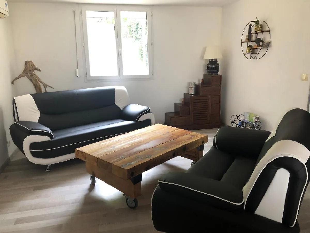 Appartement Gite Le Bois Flotte Spacieux 120 M2 6 Personnes Lagorce Vallon Pont D Arc Ardeche